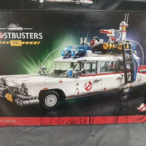 BOXED LEGO GHOSTBUSTERS ECTO-1 10274