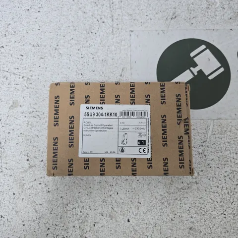 SIEMENS RCBO 5SU9 304-1KK10 RESIDUAL CURRENT CIRCUIT-BREAKER (BOXED)