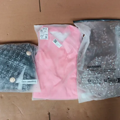 APPROXIMATELY 20 ASSORTED CLOTHING AND FASHION PRODUCTS IN VARIOUS STYLES AND SIZES - COLLECTION ONLY