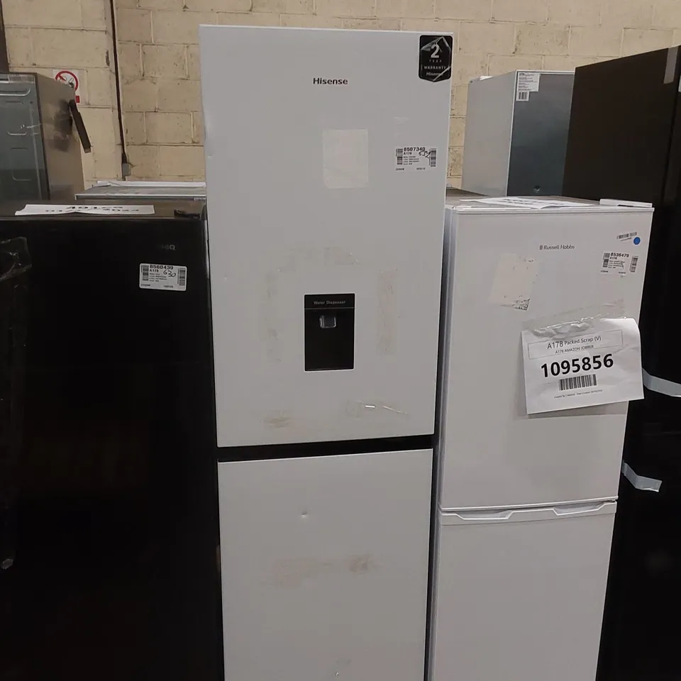 HISENSE FREESTANDING 50/50 FRIDGE FREEZER IN WHITE RB327N4WW1 - UNPROCESSED RAW RETURN