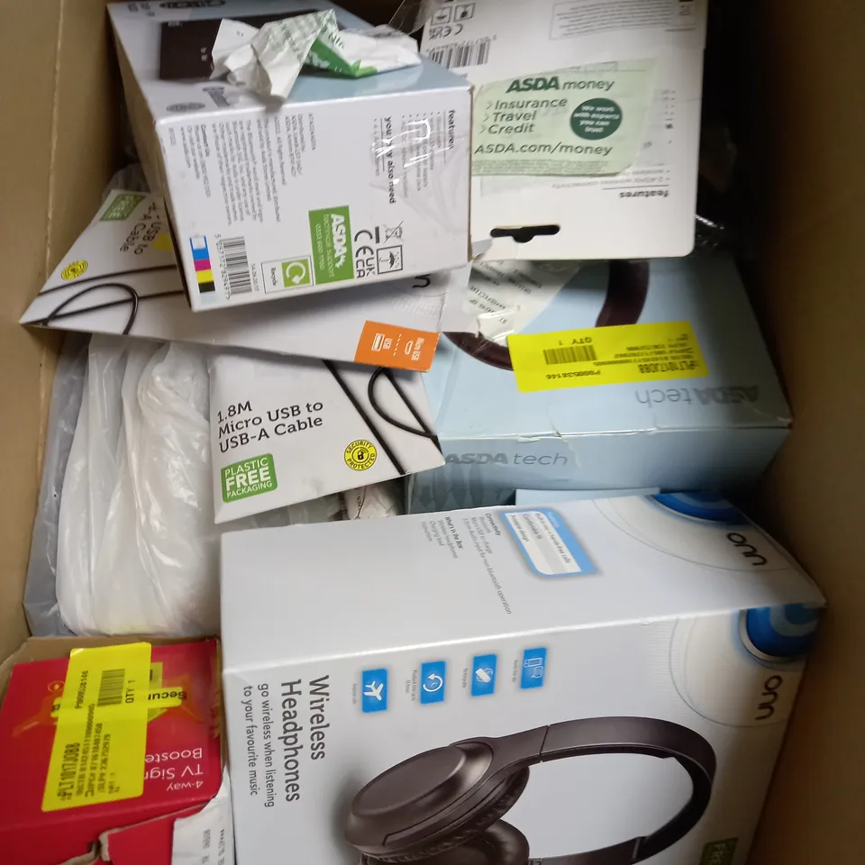 BOX OF APPROXIMATELY 15 ASSORTED ELECTRICAL PRODUCTS TO INCLUDE ONE FOR ALL UNIVERSAL REMOTES, ONN WIRELESS EARPHONES, AMPLIFIED TV AERIAL ETC 