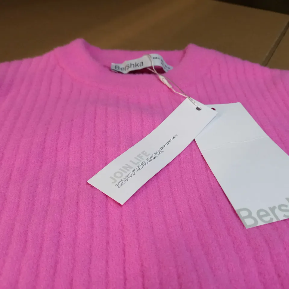 BERSHKA HOTPINK SOFT KNIT JUMPER - SMALL