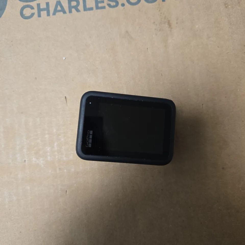 GOPRO ACTION CAMERA IN PROTECTIVE HOUSING (CASE INCLUDED) 13 BLACK 