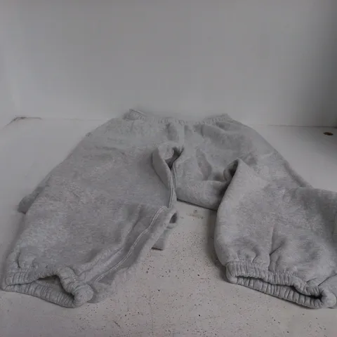 VELOUR GARMENTS SPAIN LARGE GREY JOGGERS TAGGED