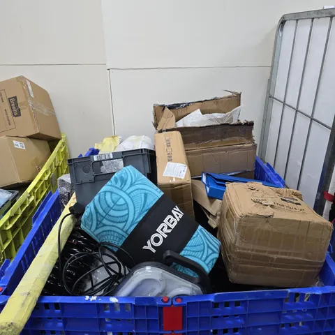 PALLET CONTAINING A LARGE AMOUNT OF ASSORTED ITEMS TO INCLUDE BANNER A4 RING BINDERS, YORBAY BLANKET, 5KG BARBELL ETC