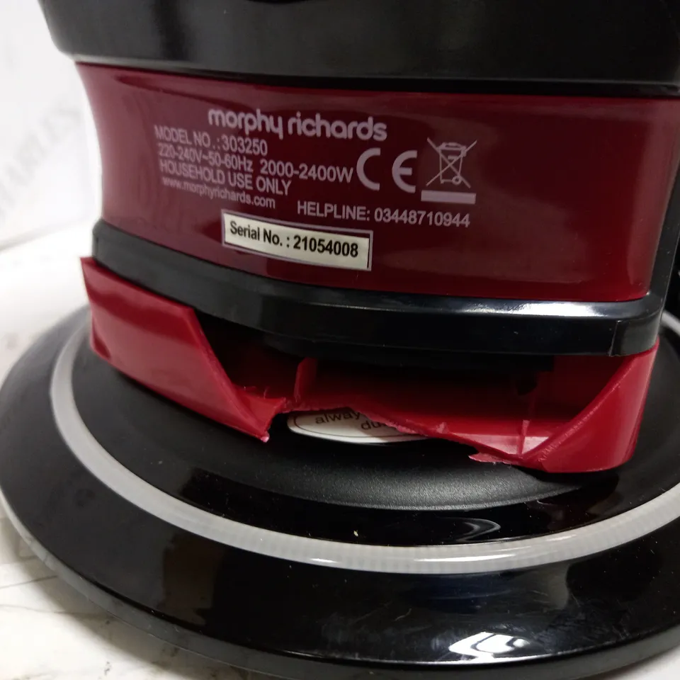 MORPHY RICHARDS CORDLESS STEAM IRON