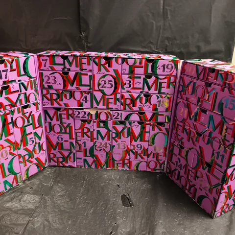SPACE NK ADVENT CALENDAR – PINK PRINTED GIFT BOXES