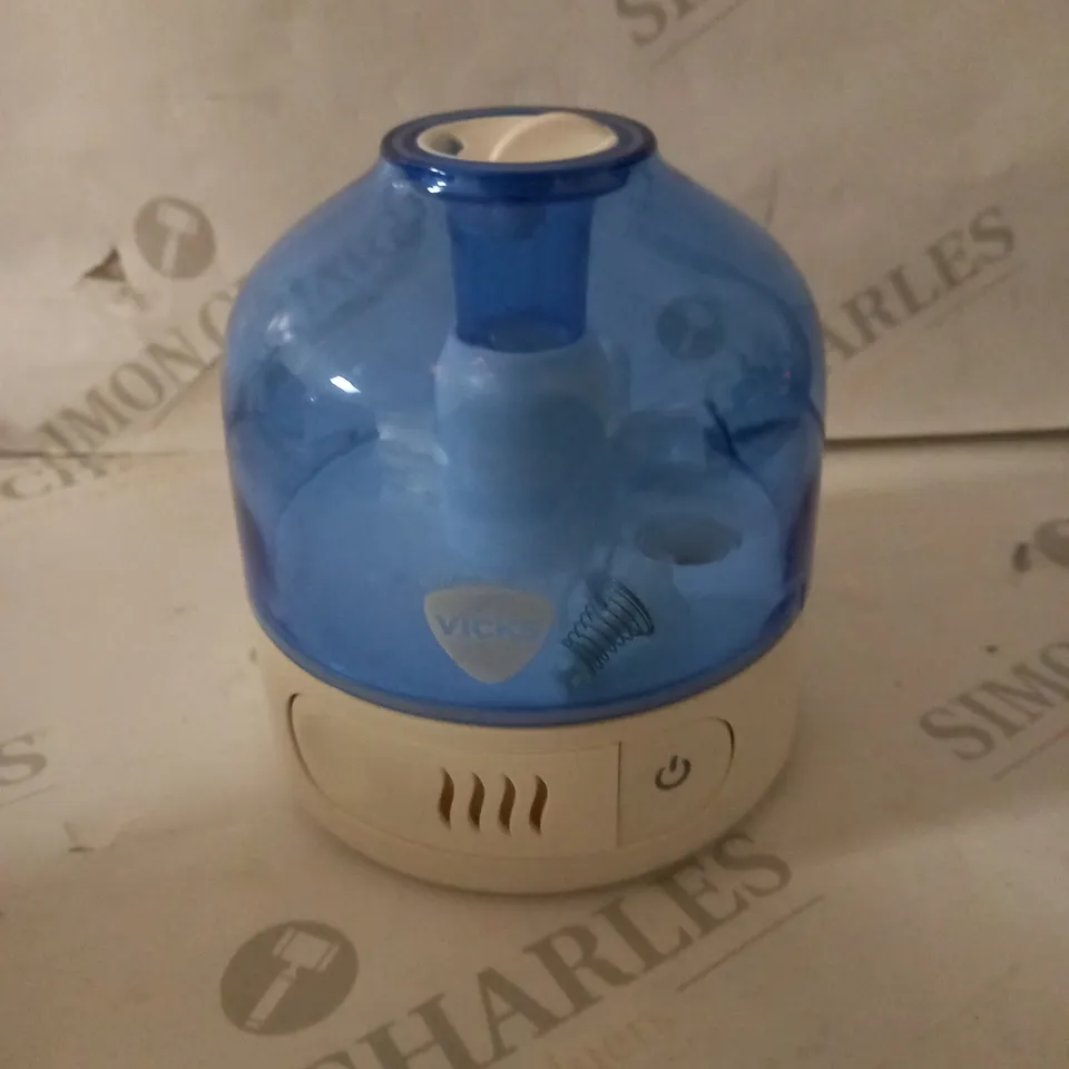VICKS VUL505 COOL MIST PERSONAL HUMIDIFIER