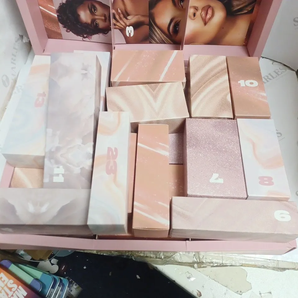 PRETTYLITTLETHING BEAUTY ADVENT CALENDER