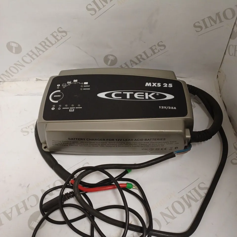 CTEK MXS 25 BATTERY CHARGER