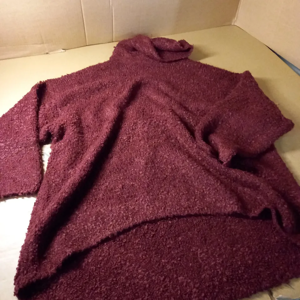 KIN TURTLE NECK JUMPER - SIZE L