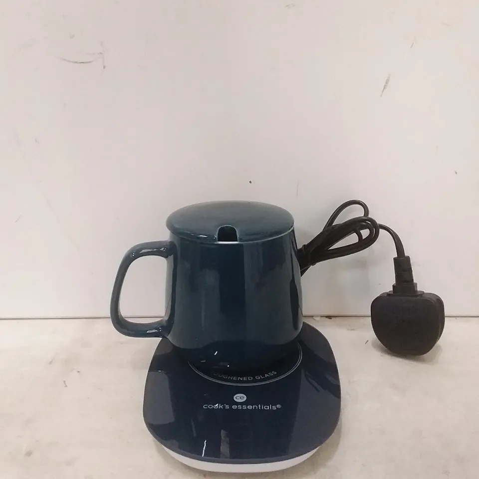 SET OF TWO PLUG POWERED CUP WARMER SET