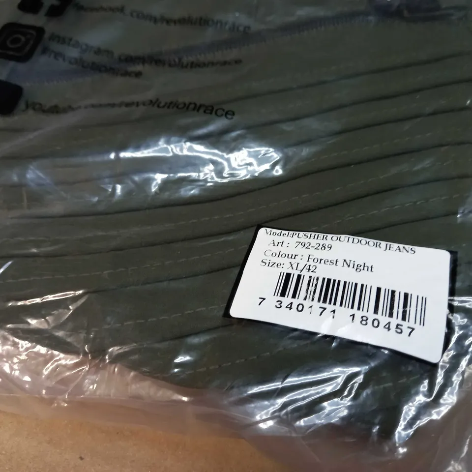 PACKAGED RVRC FOREST NIGHT PUSHER OUTDOOR JEANS - XL