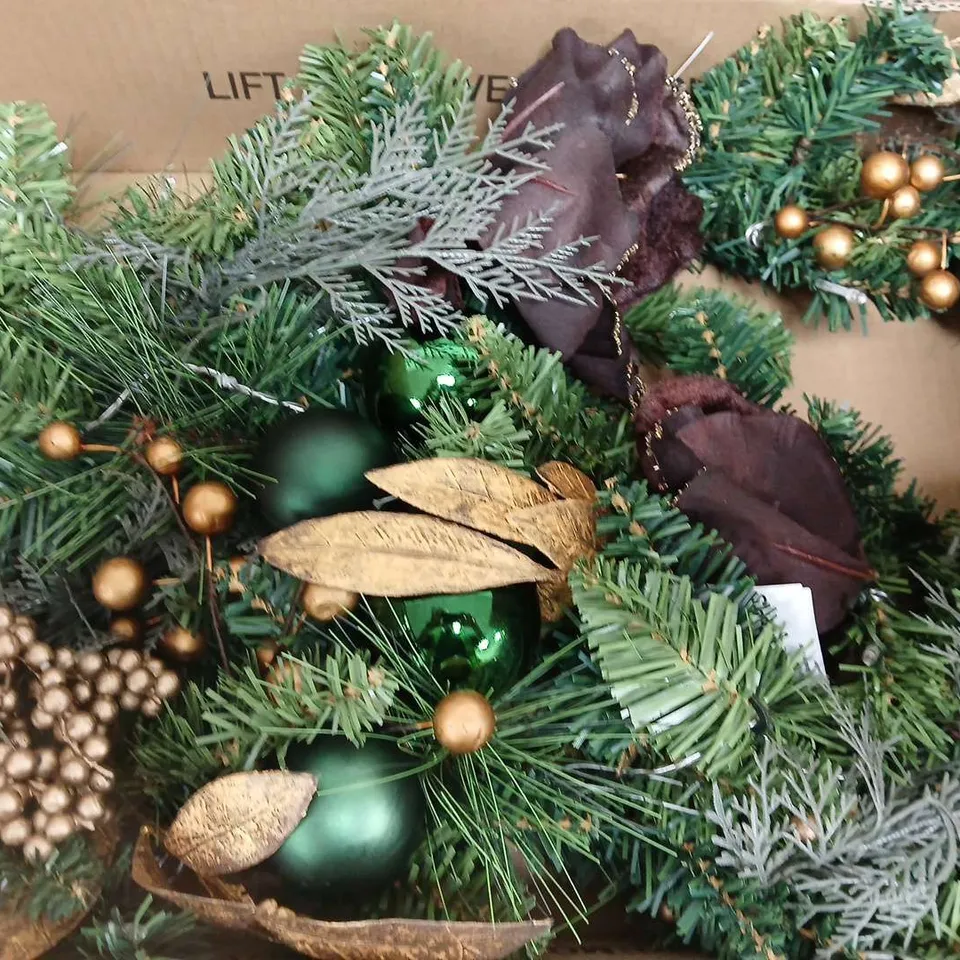 PRE LIT CHRISTMAS GARLAND – 6FT