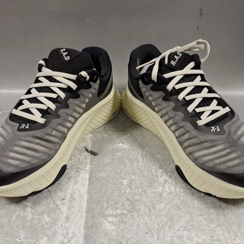 BOXED PAIR OF R.A.D R-1 SHOES IN GREY/BLACK UK SIZE 6.5