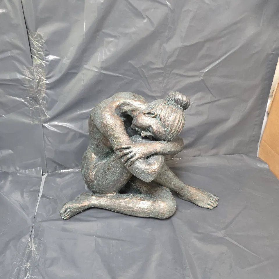 MY GARDEN STORIES CRYING WOMEN STATUE ORNAMENT - COLLECTION ONLY