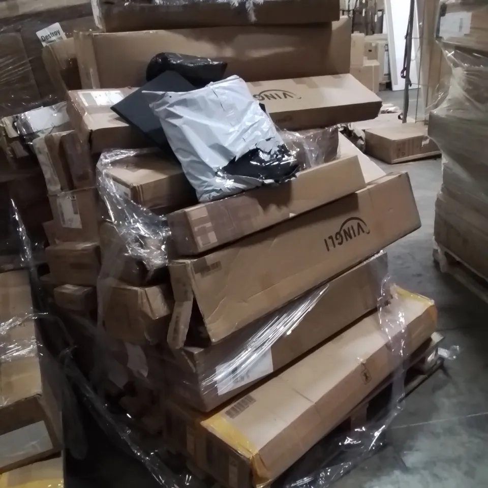 PALLET OF ASSORTED HOUSEHOLD GOODS AND PRODUCTS TO INCLUDE;CHRISTMAS TREE,SELF ADHESIVE WALL PADS