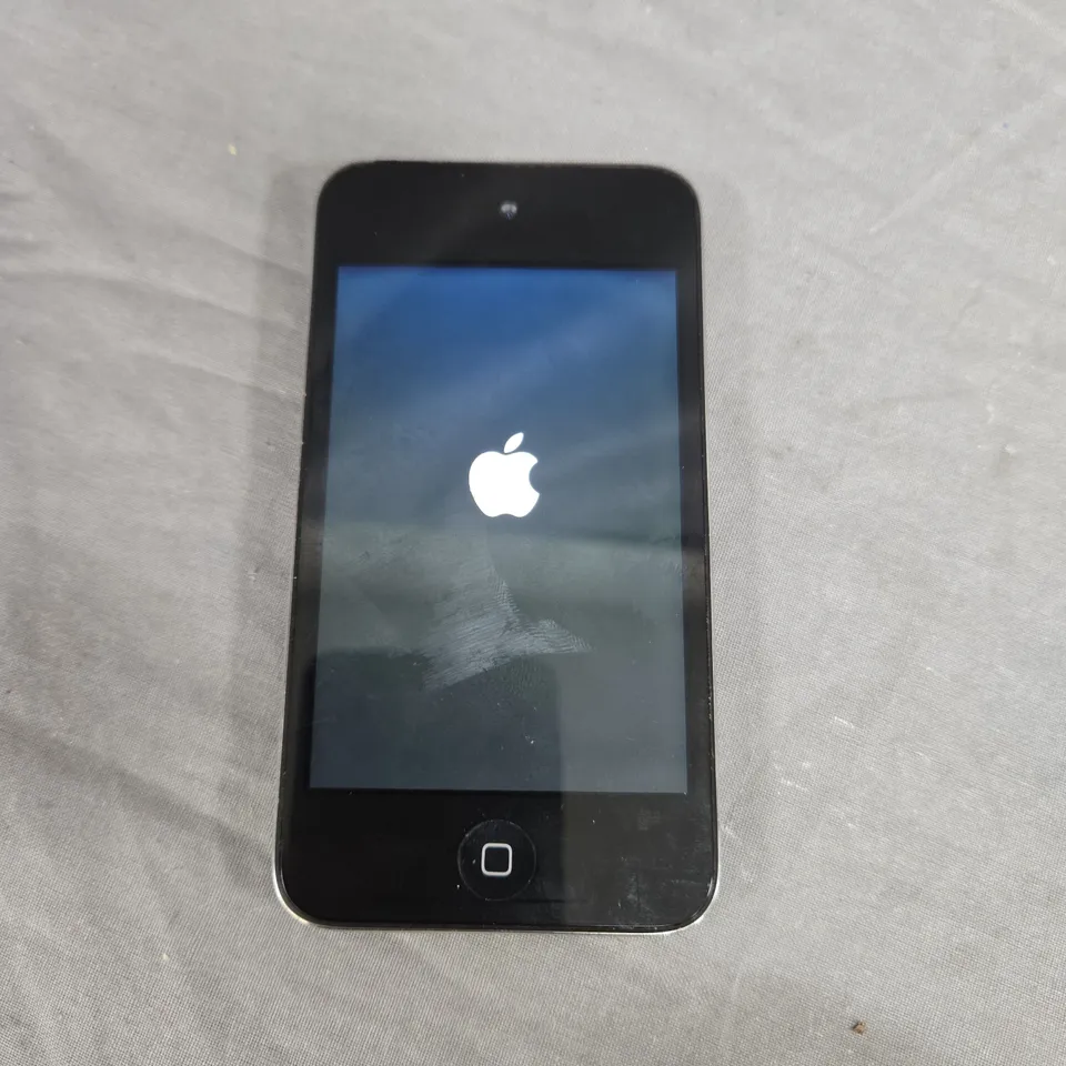 APPLE IPOD TOUCH 4TH GEN 