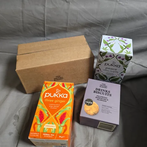 APPROXIMATELY 10 ASSORTED FOOD/DRINK PRODUCTS TO INCLUDE PUKKA TEA & DRINKS BISCUITS 