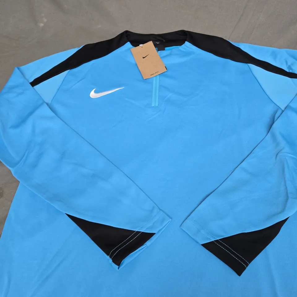 NIKE 1/4 ZIP TOP SIZE S