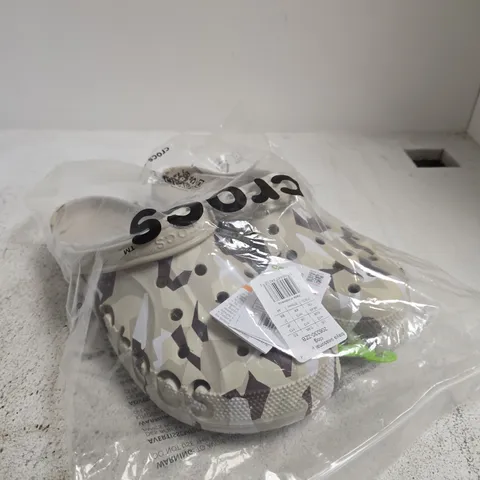CROCS BAYA SEASONAL PRINTED CLOG – CAMOUFLAGE, UK 12