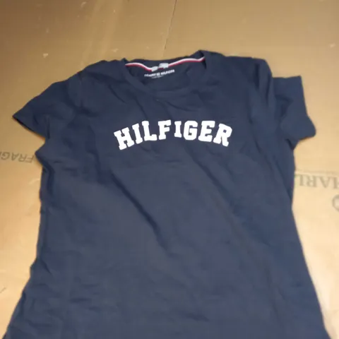 TOMMY HILFIGER T-SHIRT SIZE S