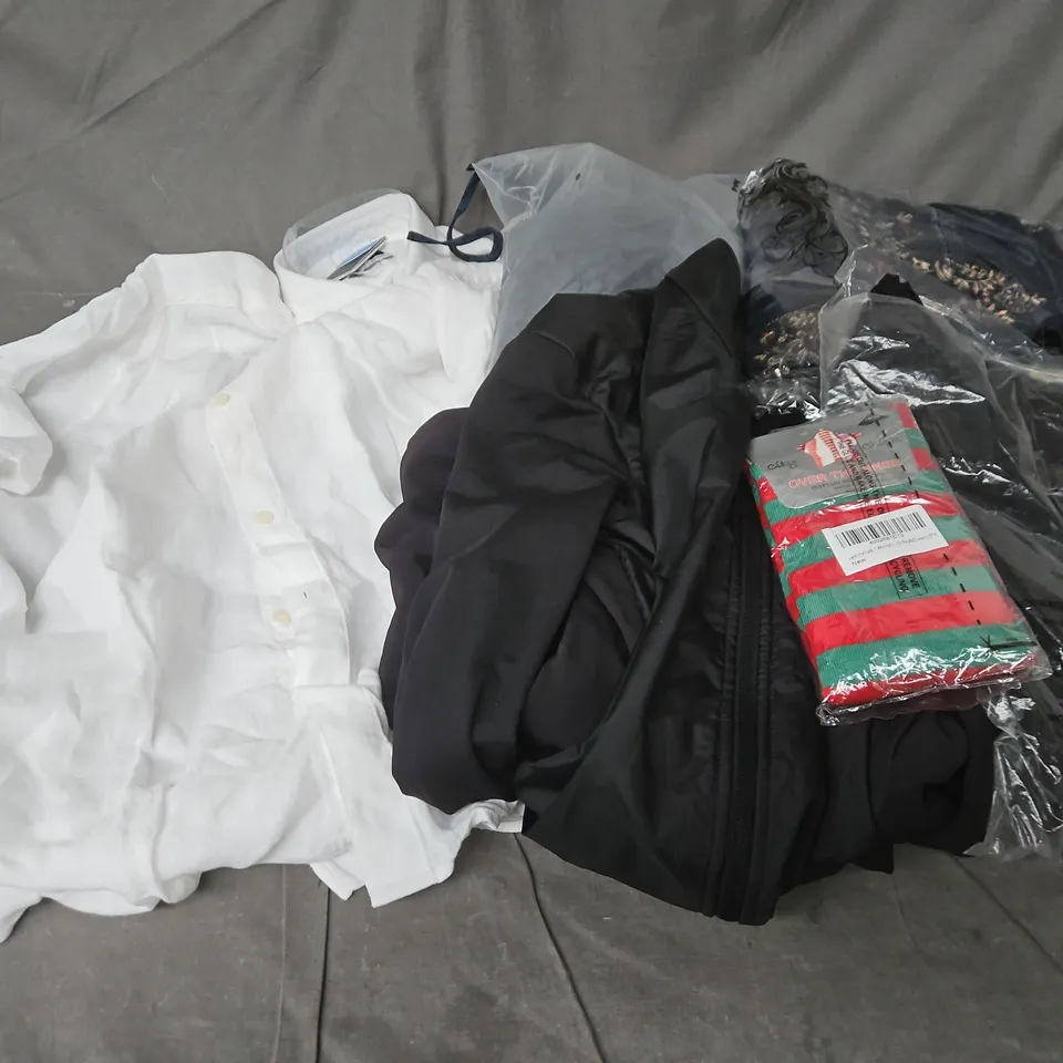 APPROXIMATELY 40 ASSORTED CLOTHING ITEMS IN VARIOUS SIZES, STYLES & COLOURS TO INCLUDE SHIRTS, JACKETS, TOPS, ETC - COLLECTION ONLY