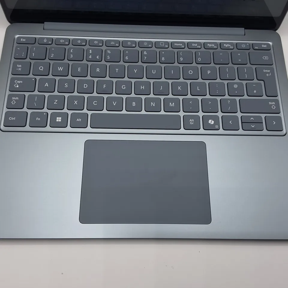 BOXED MICROSOFT SURFACE LAPTOPS 13"1ST EDITION 16GB/512GB IN OCEAN - 2095