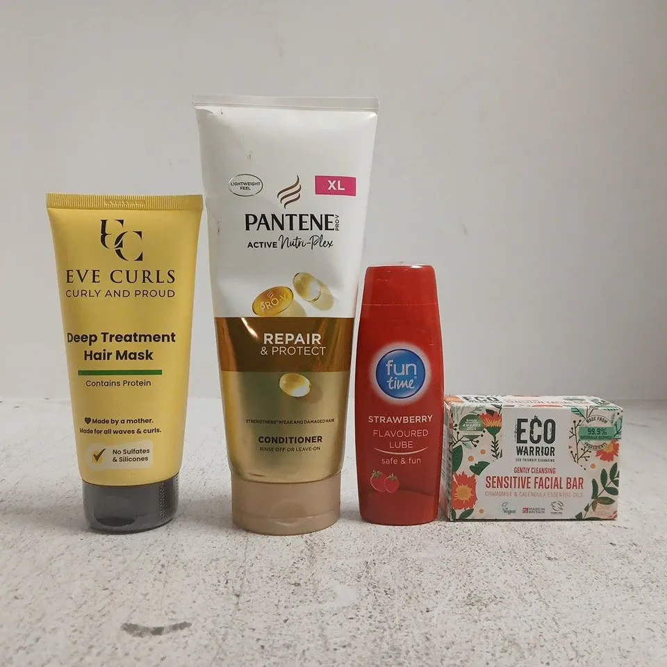 APPROXIMATELY 15 ASSORTED COSMETIC ITEMS INCLUDING VARIOUS MAKES AND BRANDS - COLLECTION ONLY