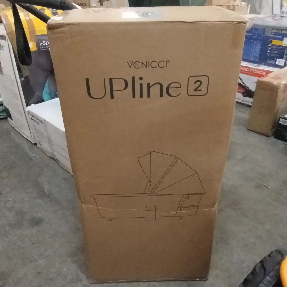 BOXED VENICCI UPLINE 2 CARRYCOT - BLACK