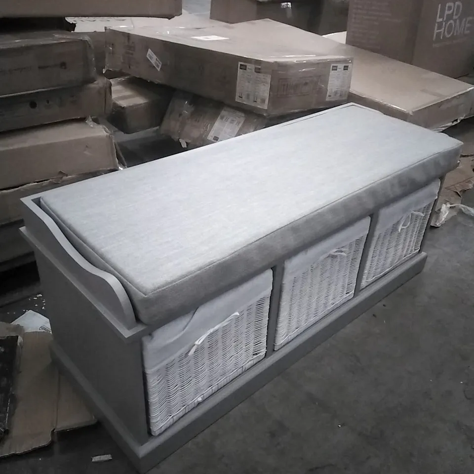 BASTOGNE 3-DRAWER SHOE STORAGE BENCH, PADDED TOP SEAT AND LINEN-LOOK FABRIC BASKETS - GREY/WHITE