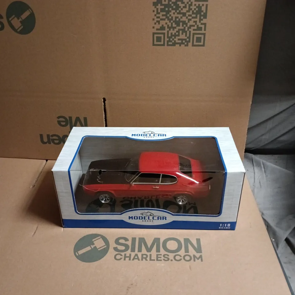 MODEL CAR GROUP 1:18 DIE-CAST RED MODEL CAR - FORD CAPRI - SLIGHT DAMAGE TO BOX 