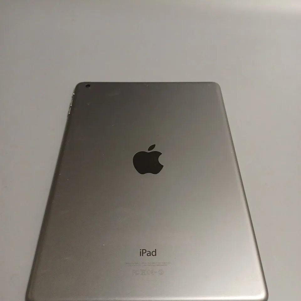 APPLE I PAD AIR 