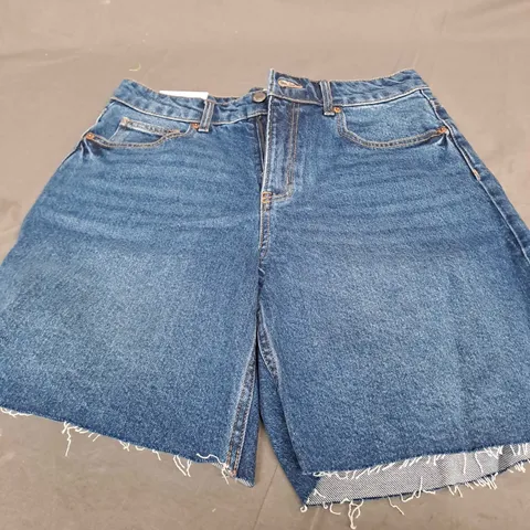 H&M DENIM DARK SHORTS - EUR 40