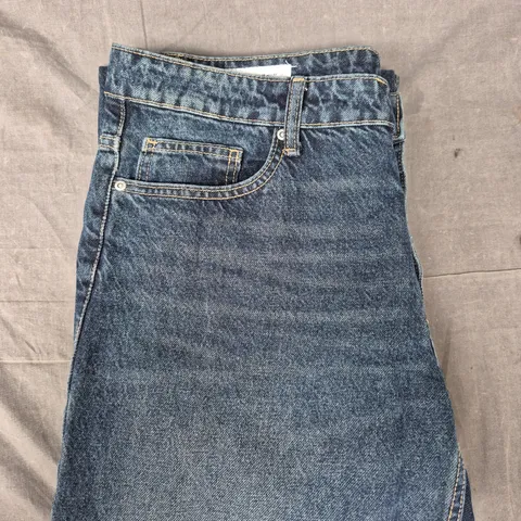 ZARA JEANS IN BLUE SIZE EU 42