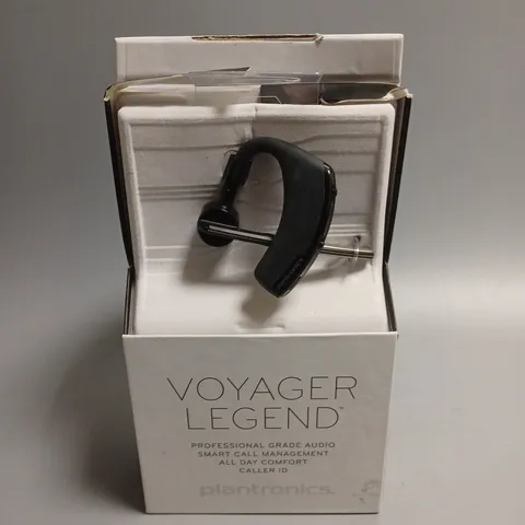 BOXED PLANTRONICS VOYAGER LEGEND WIRELESS HEADSET