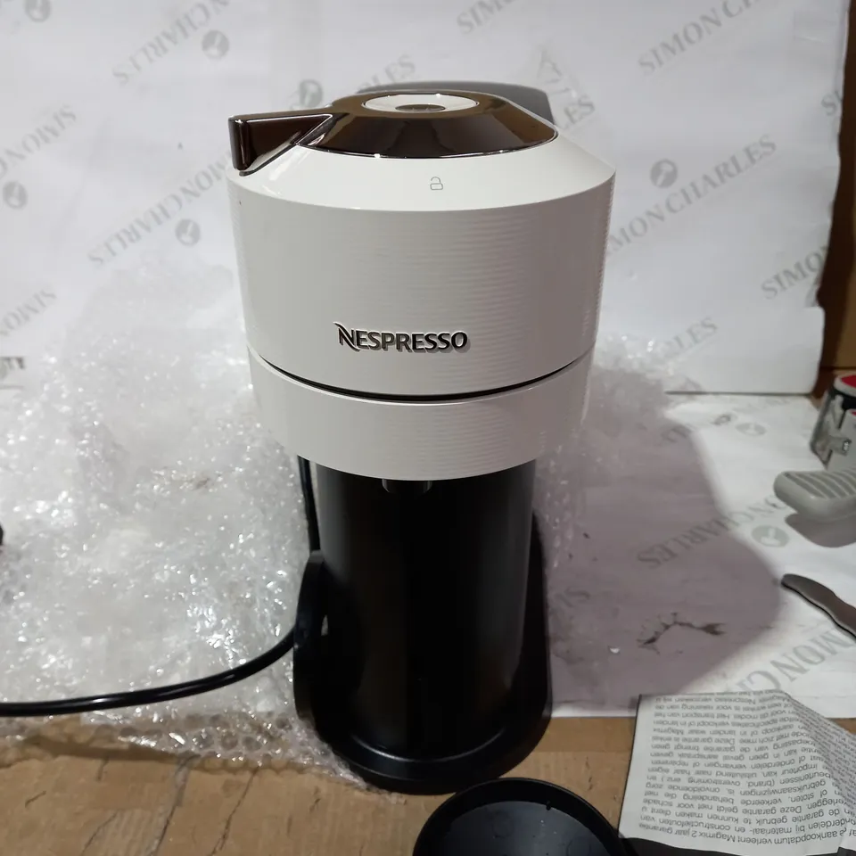 NESPRESSO MAGIMIX COFFEE MACHINE