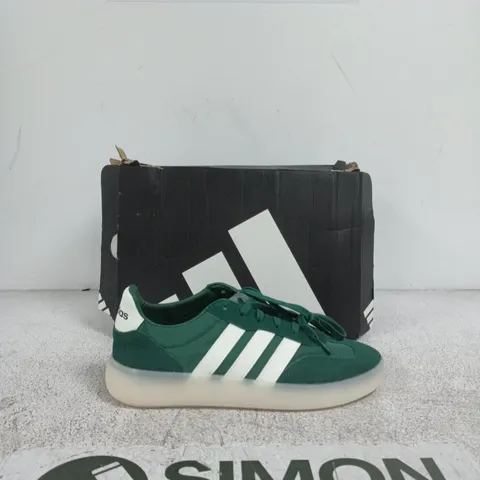 ADIDAS GREEN SNEAKERS WITH WHITE STRIPES, UK 10 (US 10.5) – BOXED