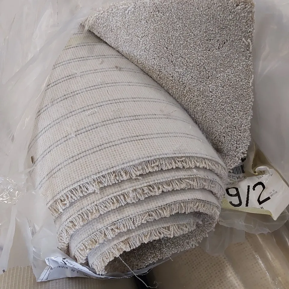 ROLL OF QUALITY STS HERITAGE LUXURY AB CARPET // SIZE: APPROX 4 X 3m