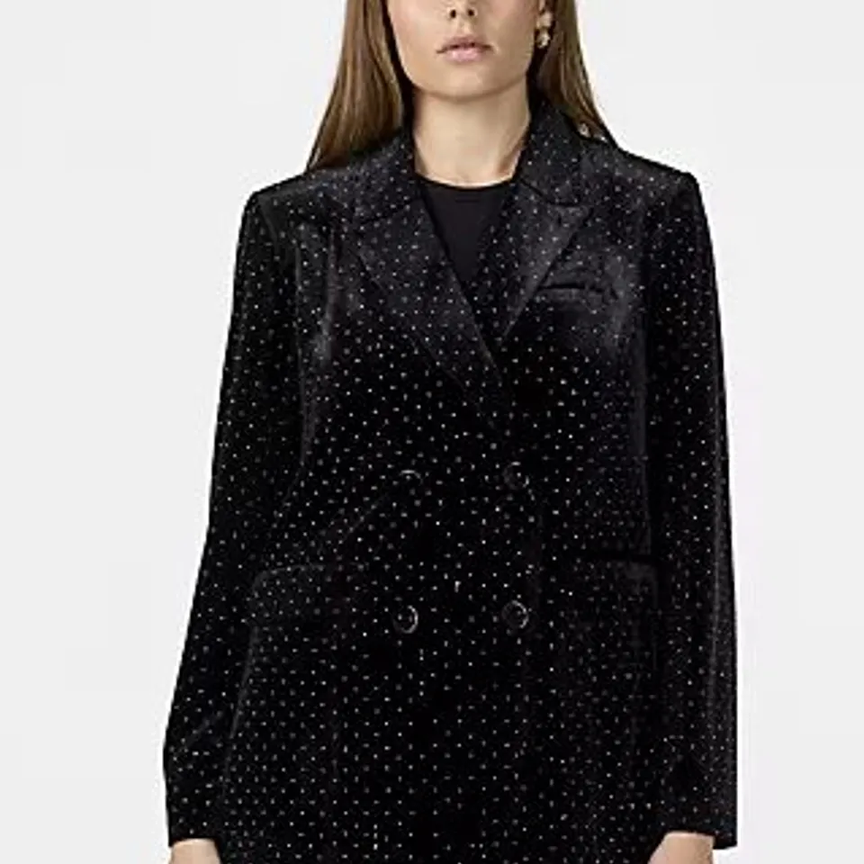 YAS HELLA EMBELLISHED VELOUR BLAZER BLACK MEDIUM