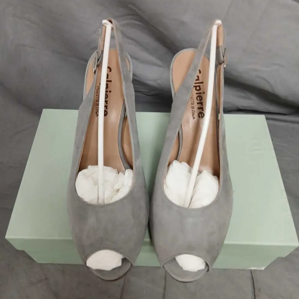 CALPIERRE DESIGNER SHOES – GREY SUEDE SLINGBACK HEELS, UK 9 (EU 40)