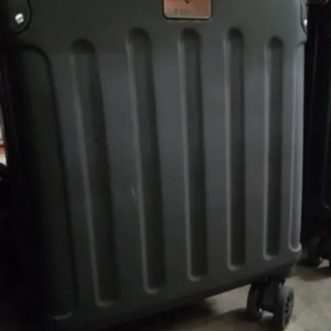 LUGG JETSET CABIN BAG BLACK 