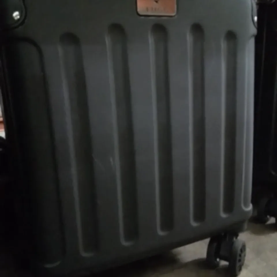 LUGG JETSET CABIN BAG BLACK
