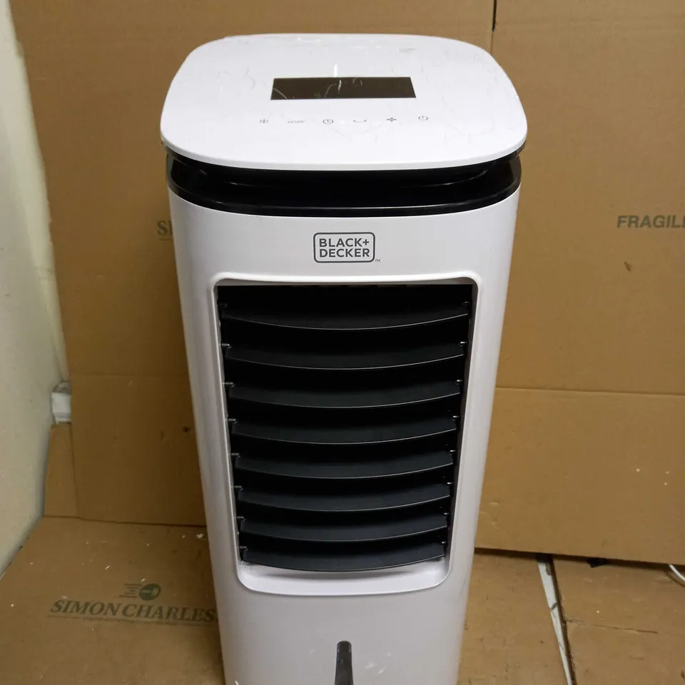 BLACK+DECKER 7 LITRE DIGITAL 2-IN-1 AIR COOLER