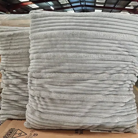 PAIR OF GREY FABRIC FILLED CUSHIONS - APPROX 50*50CM