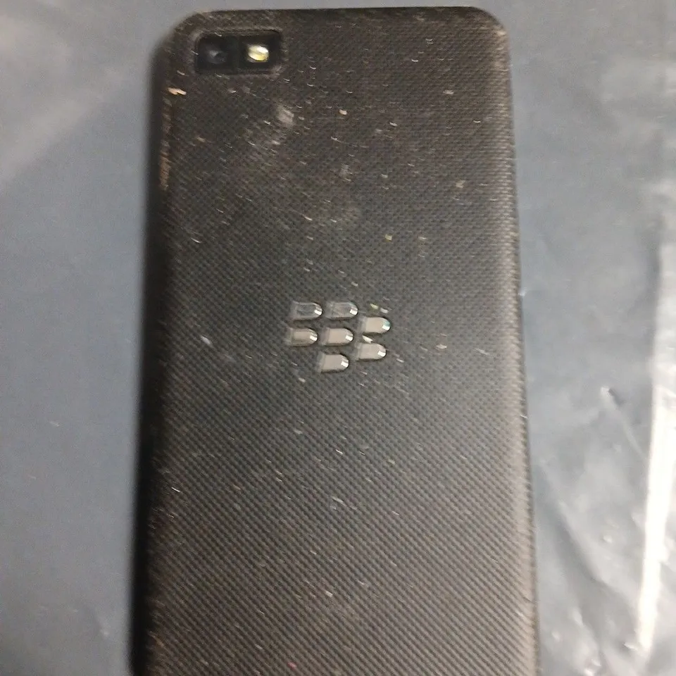 BLACKBERRY SMARTPHONE 