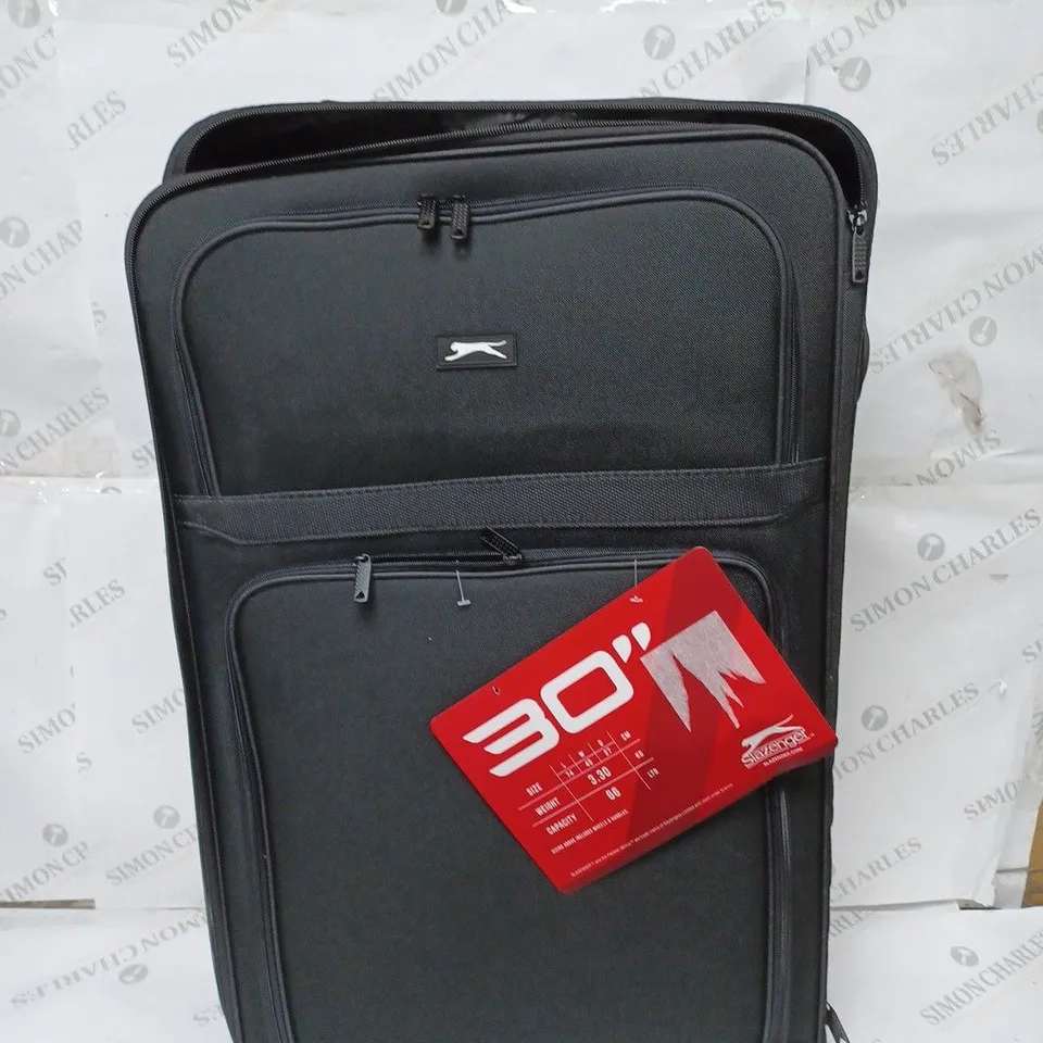 SLAZENGER TROLLEY CASE IN BLACK - 74CM	