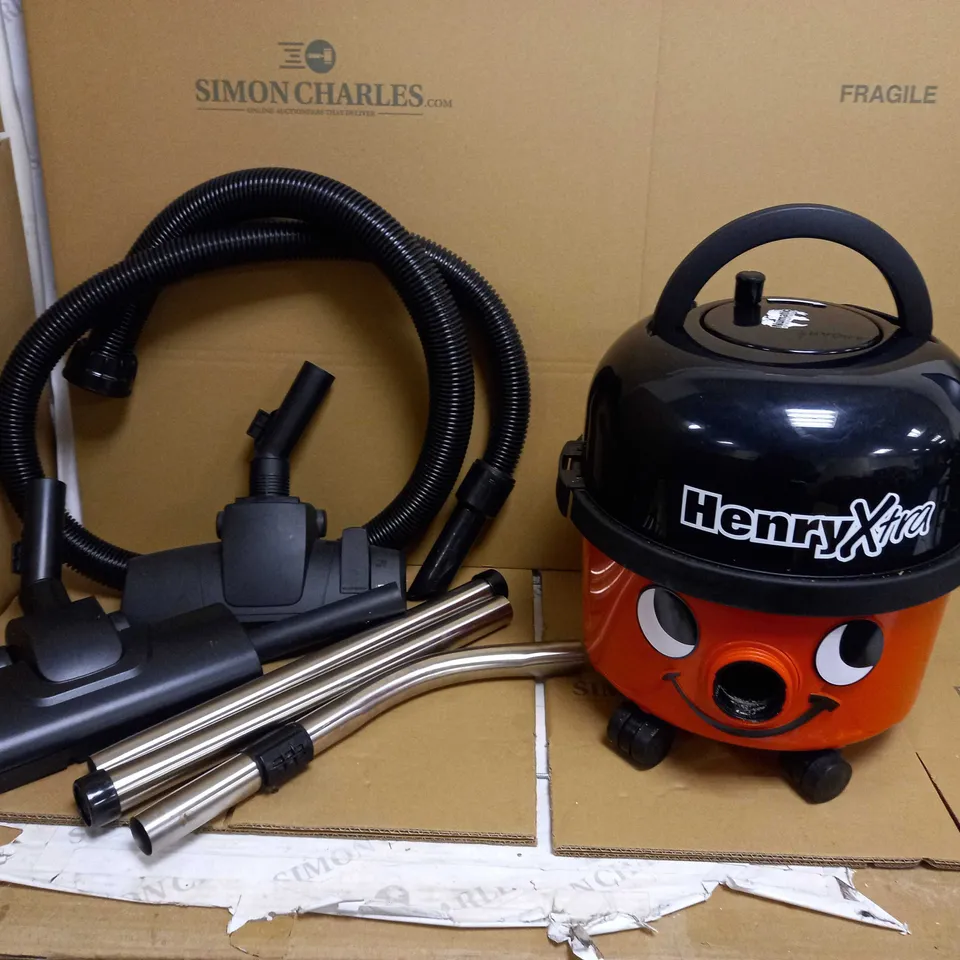 NUMATIC HENRY XTRA VACUUM CLEANER