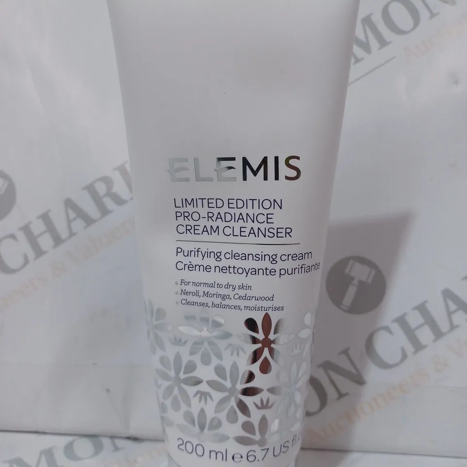 ELEMIS LIMITED EDITION PRO-RADIANCE CREAM CLEANSER - 200ML BOTTLE