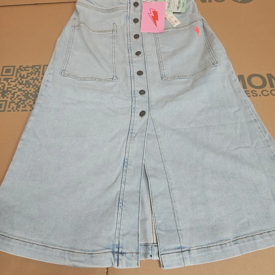 SCAMP & DUDE DENIM A-LINE BUTTON MIDI SKIRT - 10